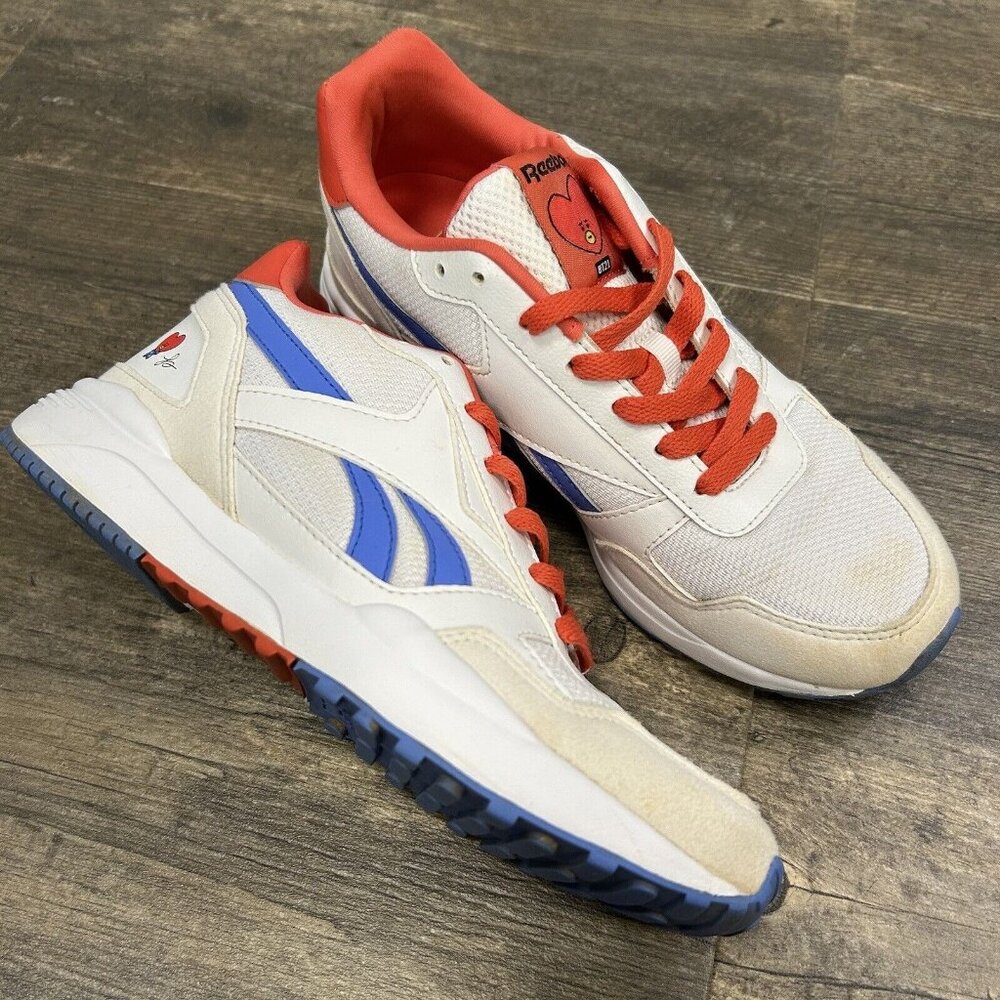 BT21 x Reebok Official TATA Sneakers Women Size 7.5 RARE‎